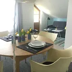 Appartement Modernes Nahe Strasbourg Parkplatz Wlan Balkon Ideal Fuer Business Und Paare Kress N 1 *