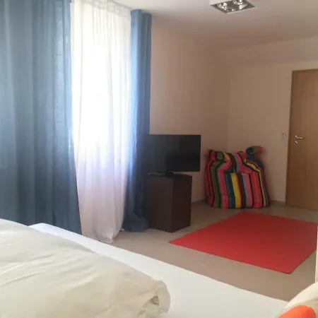 Modernes Nahe Strasbourg Parkplatz Wlan Balkon Ideal Für Business Und Paare Kress N 1 *